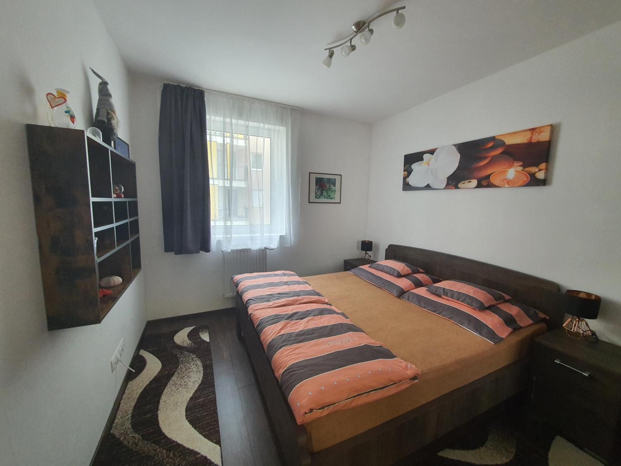 Park West Apartment - Free Parking — Fotók 3