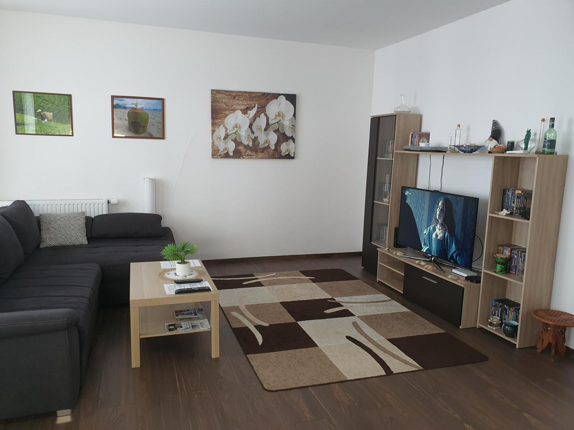 Park West Apartment - Free Parking — Fotók 2